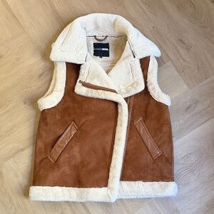 Fashion Nova Tan and Cream Shearling Vest Warm Jacket Fur Suede